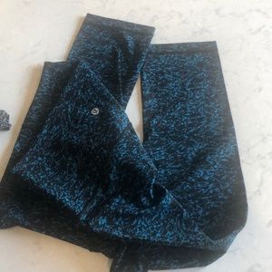 Lululemon High Rise Crop 22’